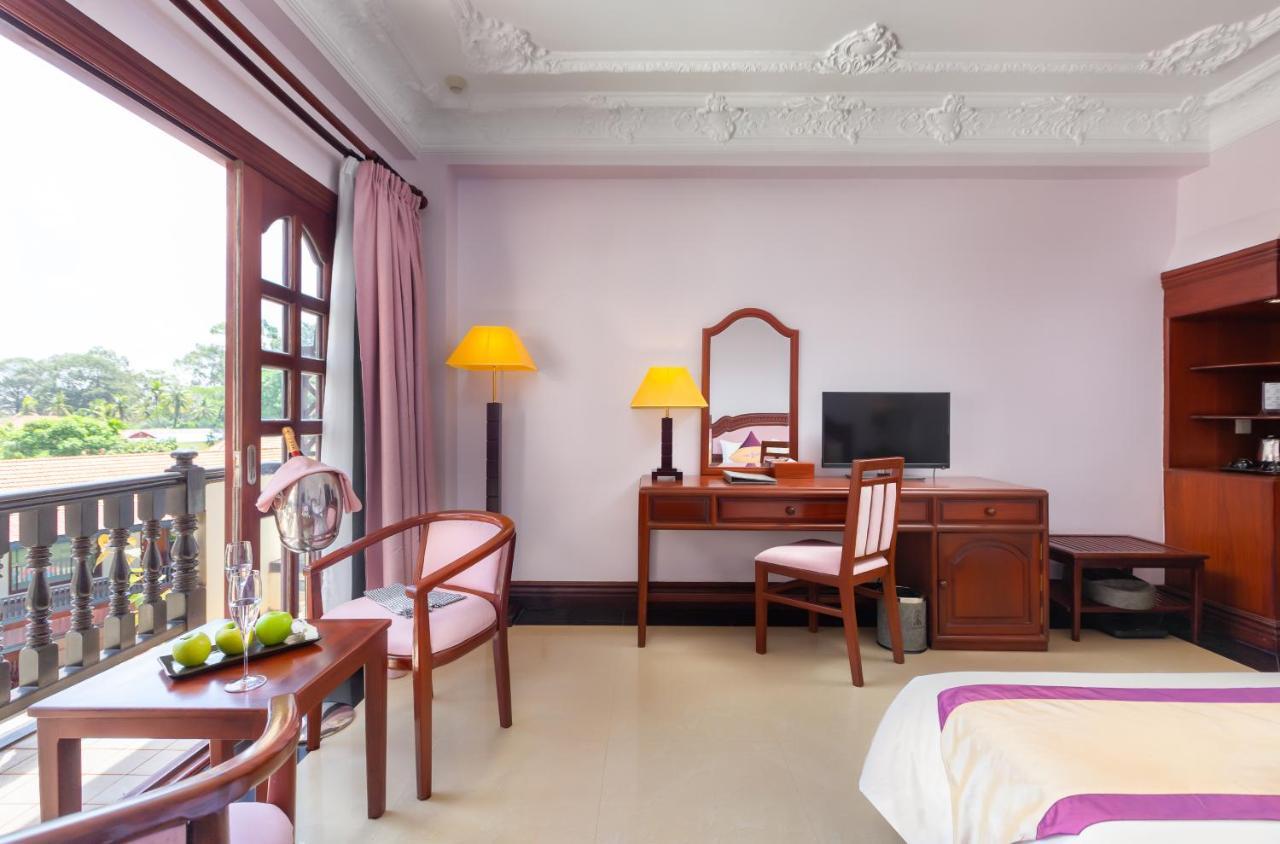 Regency Angkor Hotel Siem Reap Buitenkant foto
