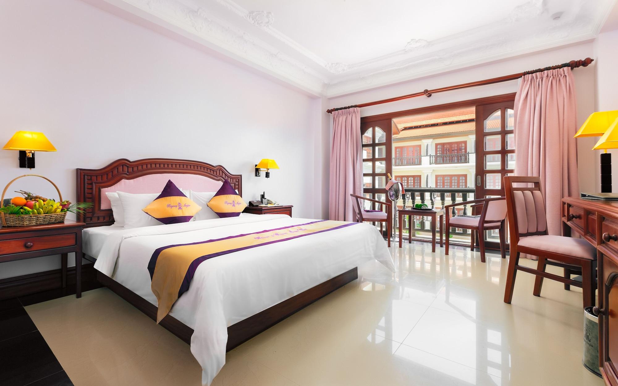 Regency Angkor Hotel Siem Reap Buitenkant foto