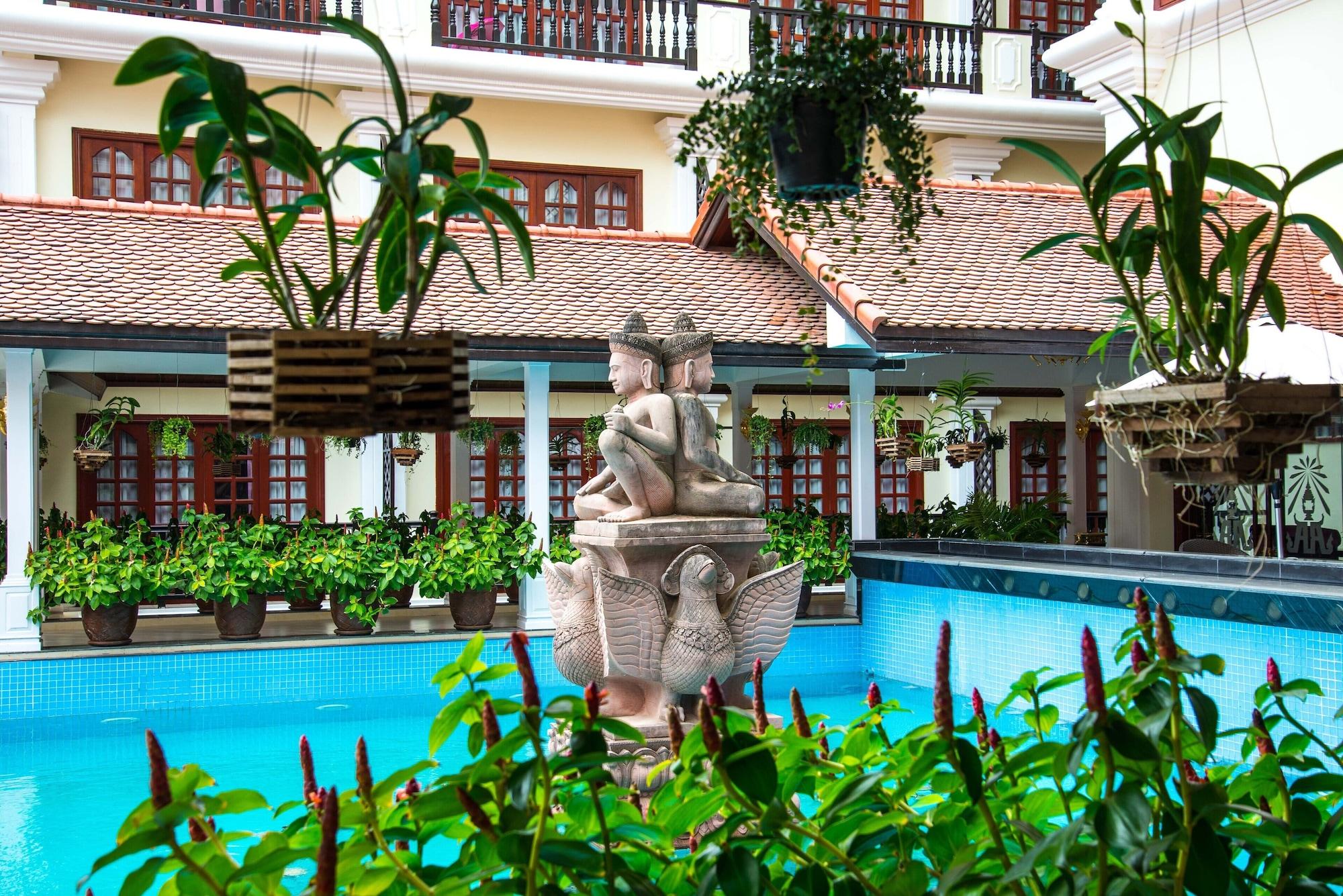 Regency Angkor Hotel Siem Reap Buitenkant foto